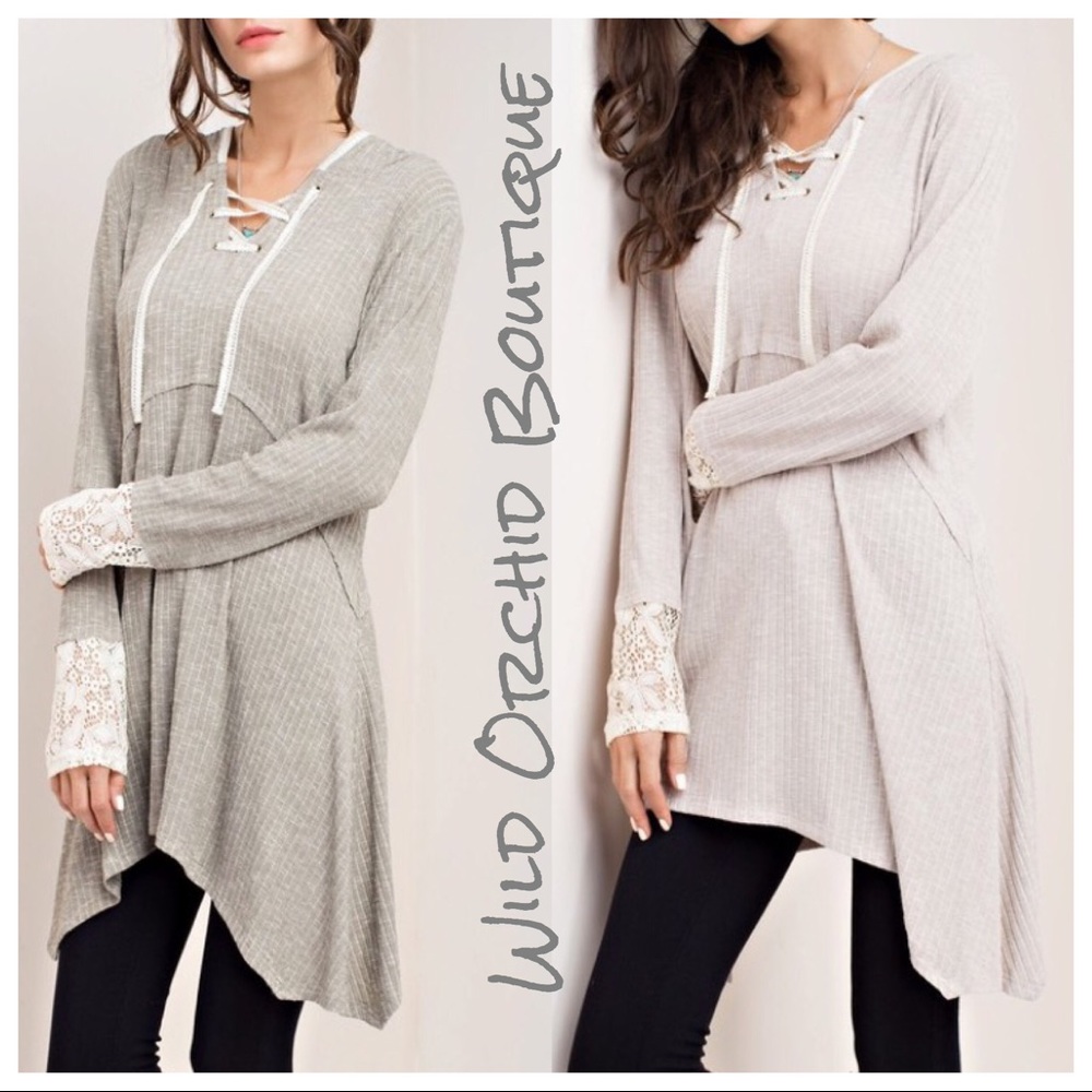LACE CUFF TUNIC